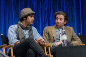 Kunal_Nayyar_and_Simon_Helberg_at_PaleyFest_2013.jpg