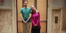 The-Big-Bang-Theory-Sheldon-Penny-In-The-Elevator.jpg