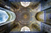 Ceiling of Shah (Imam) mosque, Isfahan.jpg