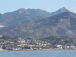 torre_del_mar-view_from_the_beach_to_the_mountains-083318.jpg