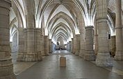 Salle_des_gens_d'armes_à_la_Concieregerie_(35421993004).jpg Salle_des_gens_d'armes_à_la_Concieregerie_(35421993004).jpg