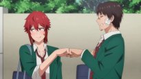 Tomo-chan-wa-Onnanoko-anime-pv2-screenshot-tomo-fist-pump-crush-destaque.jpg