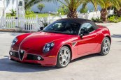 this-2009-alfa-romeo-8c-spider-is-up-for-grabs-with-only-2100-miles-on-the-clock_1.jpg