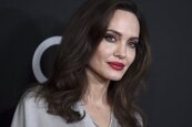 anjelina-jolie.jpg
