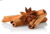 Cinnamon-oil.jpg Cinnamon-oil.jpg