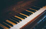 pianos_keys_musical_instrument_120891_3840x2400.jpg