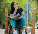 nody-ژست-عکس-کتاب-خواندن-1625445498.jpg