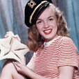 marilynmonroe_star_14000819_205231578.jpg