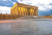 06-ataturks-mausoleum.jpg
