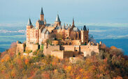 20-مورد-از-زیباترین-قلعه-های-دنیا-DK2XZd.jpg